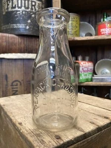 Vintage Pint Milk Bottle Peapack Gladstone Dairy New Jersey - Picture 1 of 17