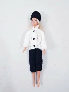Stunning Blond Haired Keep Fit Dressed 2009 Mattel 1941HF1 Barbie Doll  - Picture 1 of 12