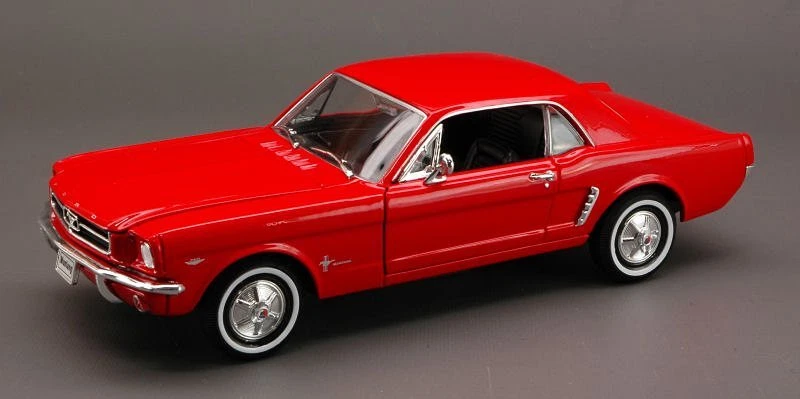 Ford Mustang Coupe 1964 Red 1:24 WELLY 2451R - Immagine 1 di 1