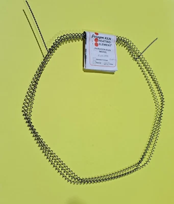 Elemento calefactor horno Paragon para modelo A99 TBM, especial 208V, 6-25N Foto 1 de 4