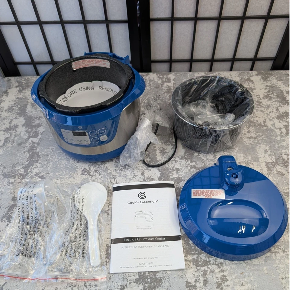Cooks Essentials Electric 2 Quart Pressure Cooker Blue Model 921 922 925 928 - Image 1 of 4