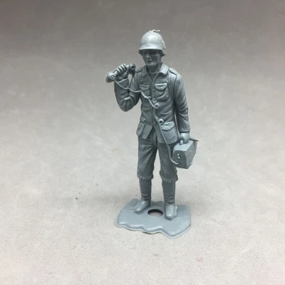 Figura de Operador de Radio de Campo Soldado Militar Marx Radioman 2.75" Gris De Colección Foto 1 de 4
