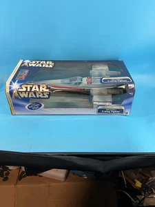 Star Wars New Hope Todessterngraben Red Leader's X-wing Fighter mit Pilot Neu in OVP - Bild 1 von 2
