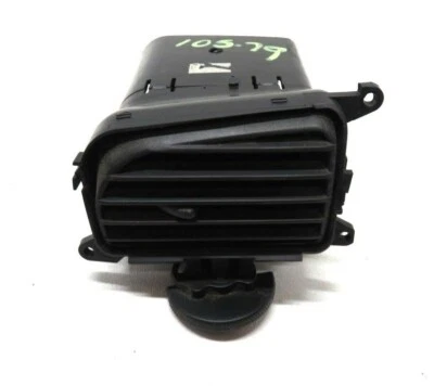 Subaru Legacy Outback 2000-2004 Driver Vent tablero lateral derecho aire acondicionado calor 66110AE14A Foto 1 de 4