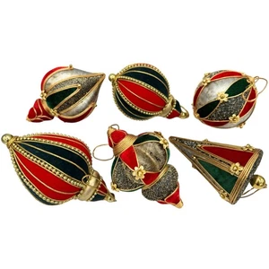 Vintage 6pc Shaped Victorian Red & Green Velvet Panel Corded Christmas Ornaments - Picture 1 of 11