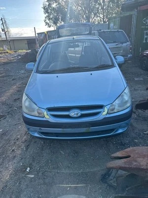 2006 Hyundai Getz Cylinder Head TB Petrol Manual #B741 - image 1 of 4