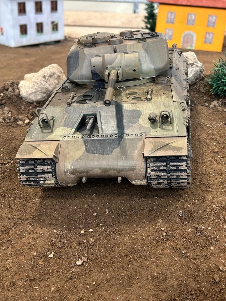 RC Tank 1:16 - T14 Heavy Assault Tank - Immagine 1 di 4