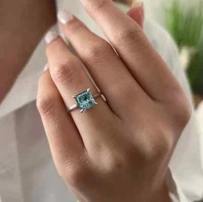 Anillo de compromiso de diamantes cultivados en laboratorio azul vivo certificado IGI de 2,00 quilates de oro blanco de 14 k Foto 1 de 4
