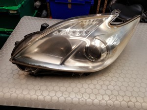 2009-2013 Toyota Prius Headlight Passenger Side Left Nearside Faded 