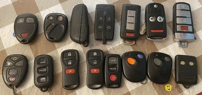 Mitsubishi Acura Toyota Subaru Lincoln Remote Key Fob Smart Lot Transmitter USED - Image 1 of 2