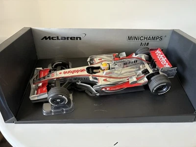 Minichamps 1/18 Lewis Hamilton 2008 McLaren MP4/23 *Read* - Bild 1 von 4