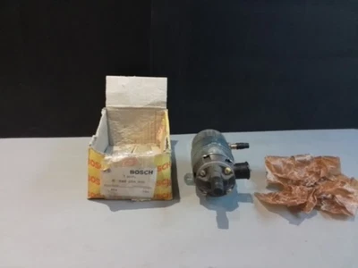 Triumph TR5/6 Bosch Fuel Pump. NEW OLD STOCK. - Image 1 of 4