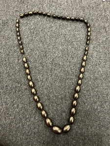 Modeschmuck Kette Mit Braun Glänzenden Perlen - Bild 1 von 1