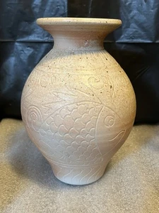 Frank Polizzi Art Pottery Stoneware Carved Fish Vase 8” Signed - Picture 1 of 6