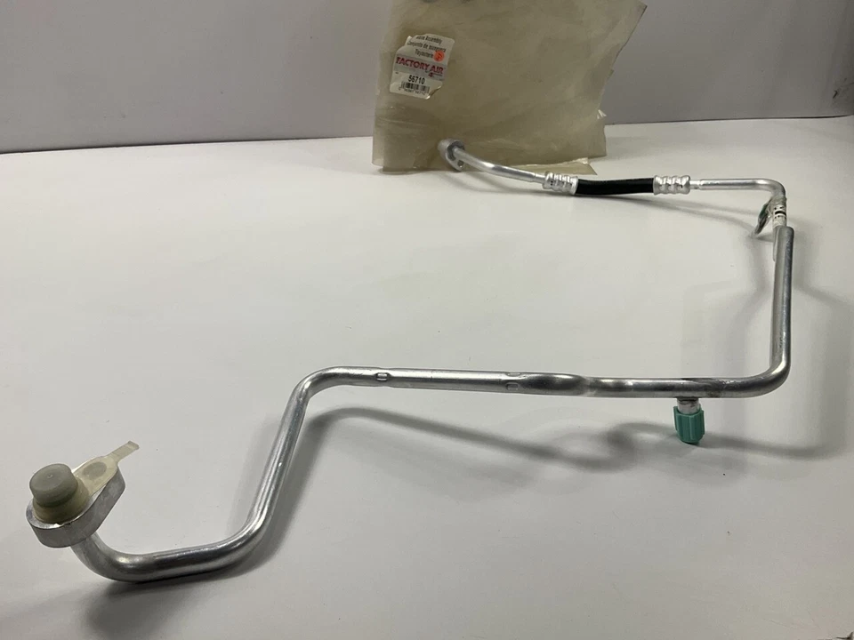 Línea líquida refrigerante aire acondicionado 56710 de fábrica para Jeep Liberty 2002-2005 Foto 1 de 3