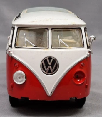 WELLY #22095 1962 '62 Volkswagen Microbus VW Rag Top 13 Window 1:24 Red White  - Image 1 of 4