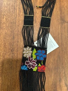 Floral beaded necklace - Picture 1 of 2