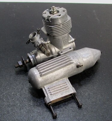 O.S. MAX-32F ABC 5.23cc 2-stroke glow engine with muffler, used for R/C airplane - Image 1 of 4
