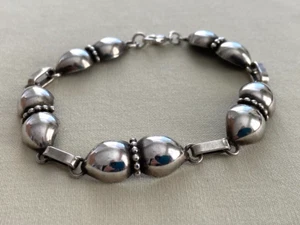 1970er handgefertigtes Sterlingsilber hohle Kuppel Gliederarmband 8" W Lachs 17,4 gr - Bild 1 von 9