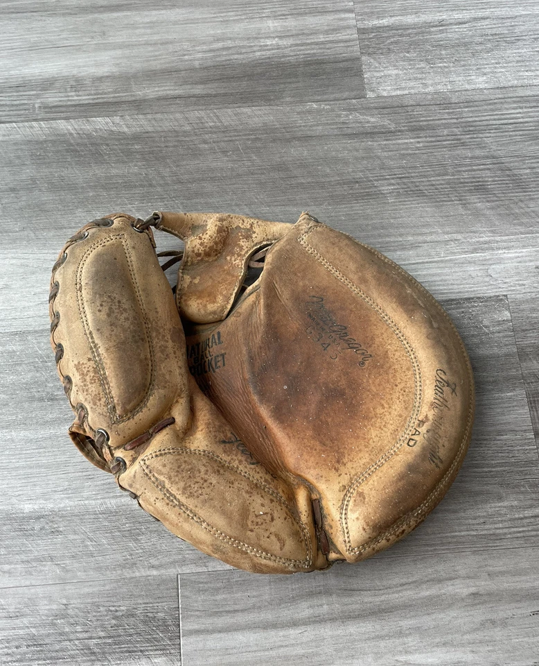 MacGregor Catchers Glove Mitt G345 Double Flex Pad Grip Control Featherweight RH - Image 1 of 4