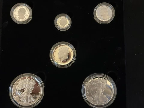 Limited Edition 2021 Silver Proof Set-American Eagle Collection Cover