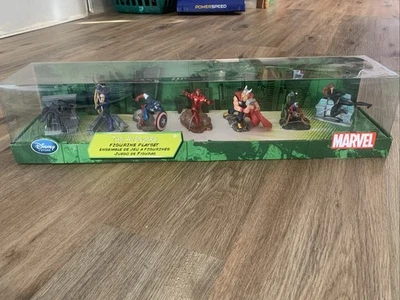 Juego de estatuillas Disney Store Marvel Avengers 7 piezas nuevo en caja  Foto 1 de 4