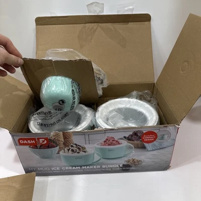 Машина для приготовления мороженого DASH My Mug (Aqua): многоцелевая мягкая подача мороженого  - Изображение 1 из 4