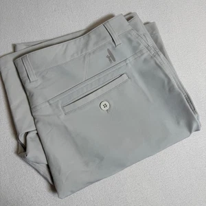 Johnnie-O Herren Gr. 38 beige Golfshorts leicht Performance Freizeit khaki - Bild 1 von 7