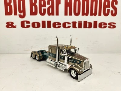 1/64 DCP/FG Metallic Green & Bronze  Kenworth W900L 60" Flattop Sleeper - Image 1 of 4