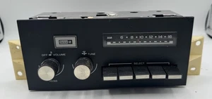 Vintage GM Delco AM Push Button Radio 16018430 OEM Car Stereo As-Is - Picture 1 of 6