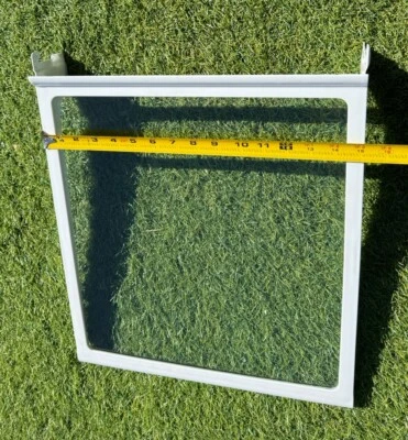 Estante de vidrio para refrigerador LG / KENMORE MHL47278104 del modelo # 795.70323.311 Foto 1 de 4