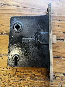 Vintage Antique Skillman Mortise Door Lock Brass Plate 7/8 x 5 1/2 RESTORED - Picture 1 of 9