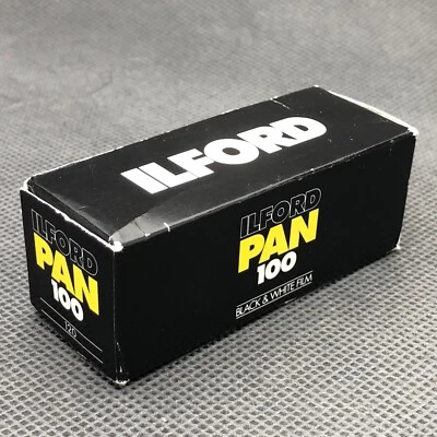 ЧЕРНО-БЕЛАЯ ПЛЕНКА ILFORD PAN 100 С ИСТЕКШИМ СРОКОМ ГОДНОСТИ 02/2007 ТИП 120  - Изображение 1 из 3