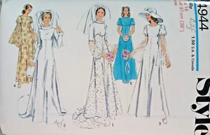 Vintage 1970's Sewing Pattern*Ladies Wedding or Bridesmaid Dress*SIMPLICITY 4944 - Picture 1 of 1