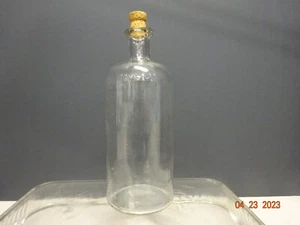 Botella de frasco de boticario de vidrio vintage de 32 oz con corcho, 9" de alto, marcada WCC Company - Imagen 1 de 5