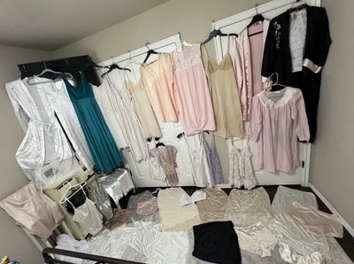 LOTE 37 Vintage LINGERIE Vestido Bata Peignoir Encaje Slips Teddie Sujetador Glam Corsé Foto 1 de 4