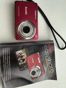 KODAK EASYSHARE RED CAMERA AND GUIDE - Picture 1 of 4