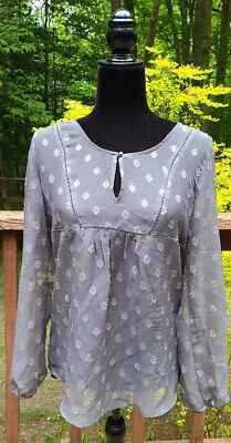 Blusa Campesina Boho Gris Transparente Manga Larga Ojo de Cerradura Frontal Bordado S Loft Foto 1 de 4