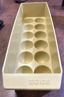 Vtg GE refrigerator egg tray harvest gold - Image 1 of 4