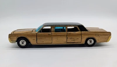 Corgi Toys #262 Lincoln Continental Limousine - Lehmann Peterson Bodywork  - Image 1 of 4
