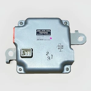 Toyota Camry Hybrid Voltage Sensor 89892-33020 - Foto 1 di 10