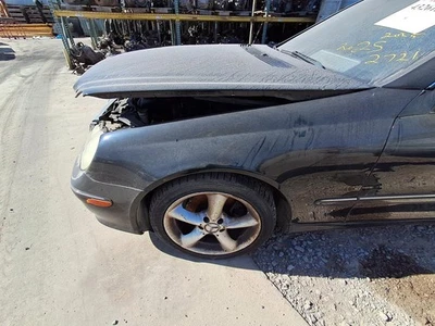 Used Front Left Fender fits: 2004 Mercedes-benz Mercedes clk 209 Type CLK350 Fro Foto 1 de 4