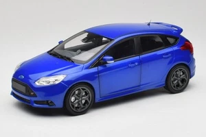 110082001 Ford Focus ST Mk2 Blue Metallic Minichamps 1/18 - Picture 1 of 8