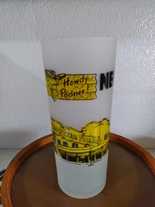 VINTAGE NEVADA LAS VEGAS HOWDY PODNER! FROSTED GLASS, LAST FRONTIER VILLAGE - Picture 1 of 5