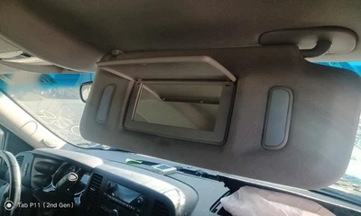 Passenger Right Sun Visor Illuminated Fits 07-14 ESCALADE 681822 - Изображение 1 из 4