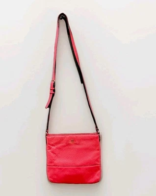 Bolso Bandolera Kate Spade Cuero Texturizado Coral Pequeño Bolsillo Libro Foto 1 de 4