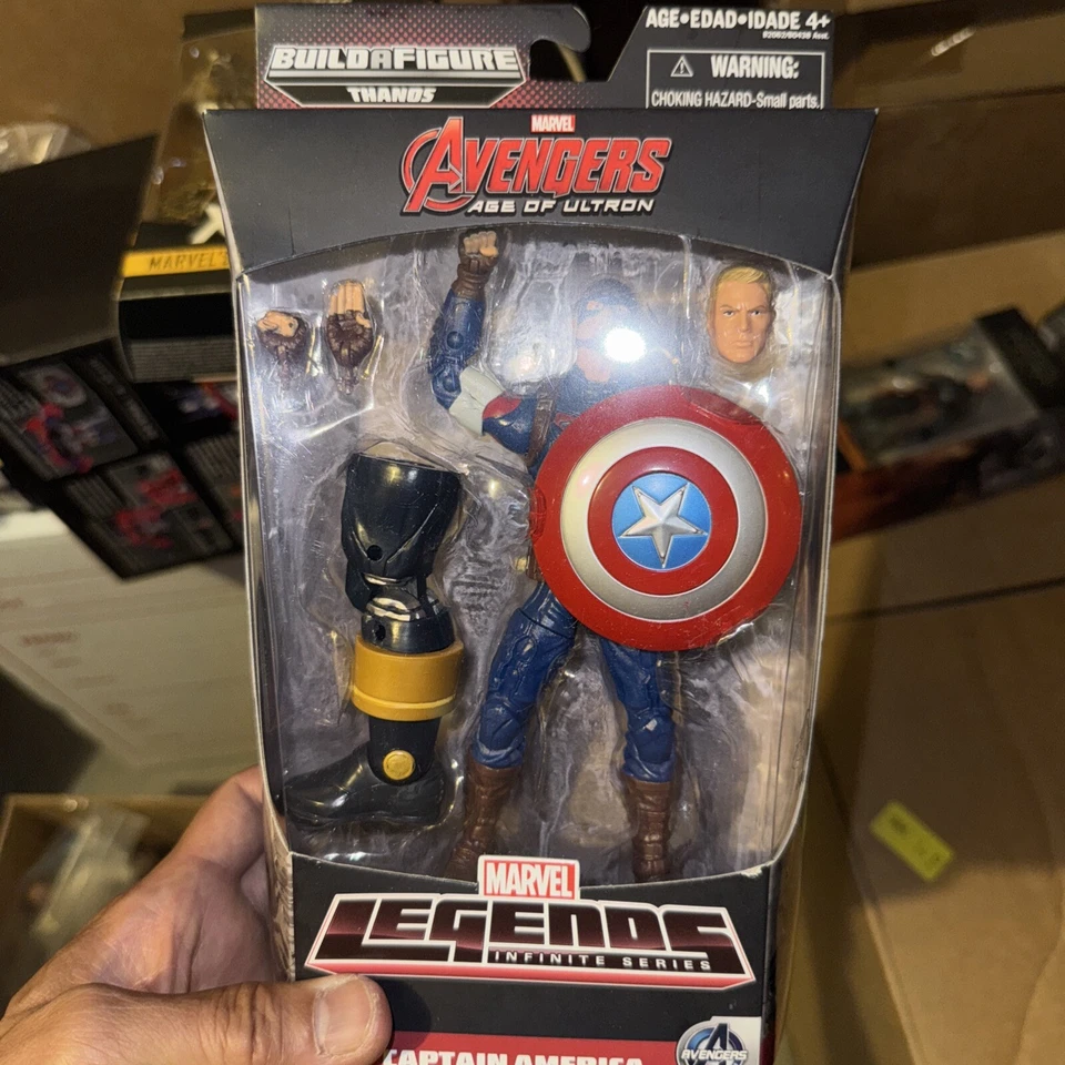 Marvel Avengers Moon Knight Titan Hero Series Figure