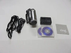 Panasonic 32x Optical Zoom Camcorder W/ 2 Discs/Cords/Microfiber/Manual/Adaptor - Picture 1 of 12