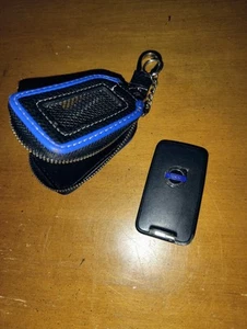 Oem Used Volvo S60 S80 V40 V60 V70 XC Smart Key Fob Remote CUT Blade And Case - Picture 1 of 4
