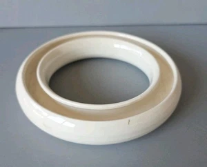 Ed Langbein Original Flower Ring - Western Zone Germany - White / Cream - Bild 1 von 5